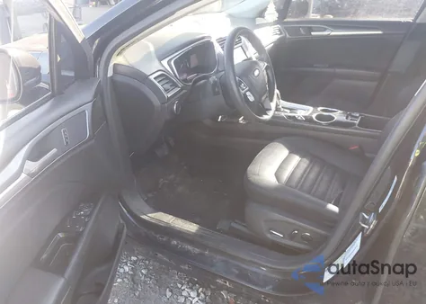 2013 Ford Fusion Se z USA, uszkodzony, nr VIN 3FA6P0HR5DR226118